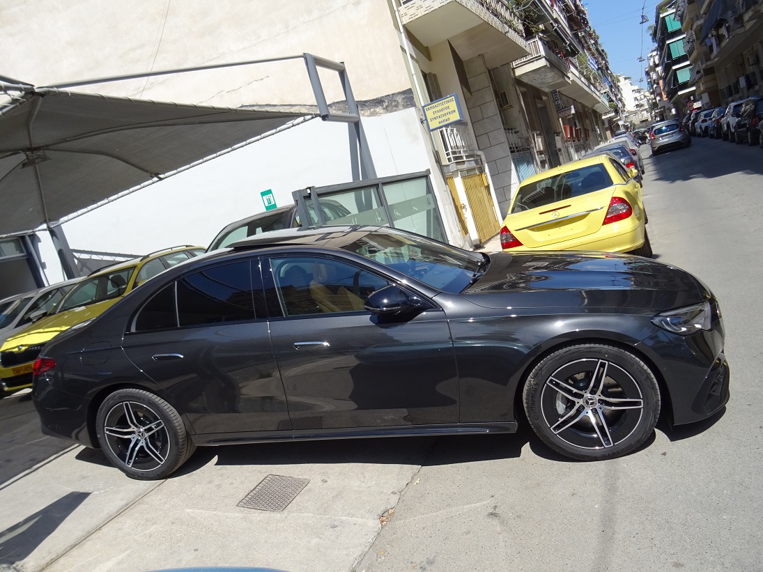 Mercedes-Benz E 220 ’24 amg