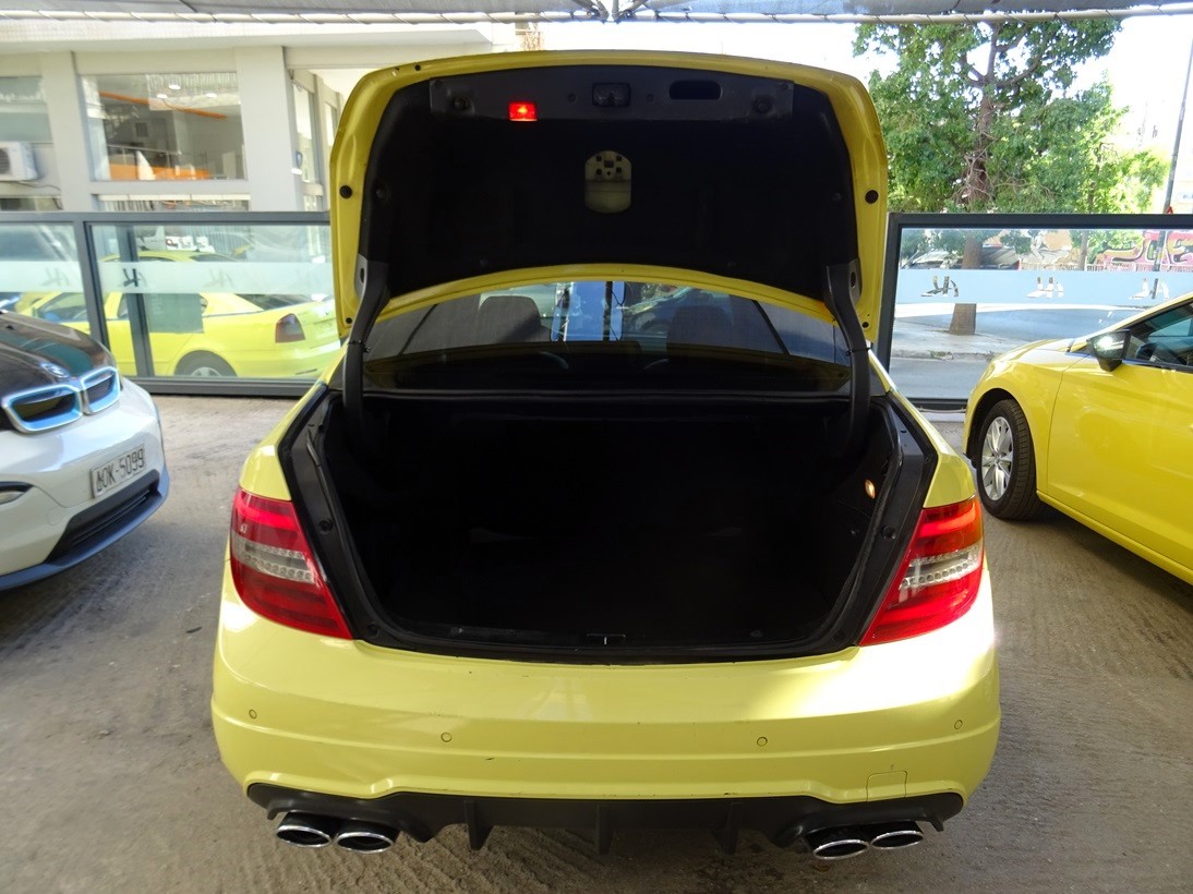 Mercedes-Benz C 220 ’11 FACELIFT LOOK AMG