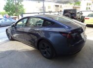 Tesla Model 3 ’21 long range