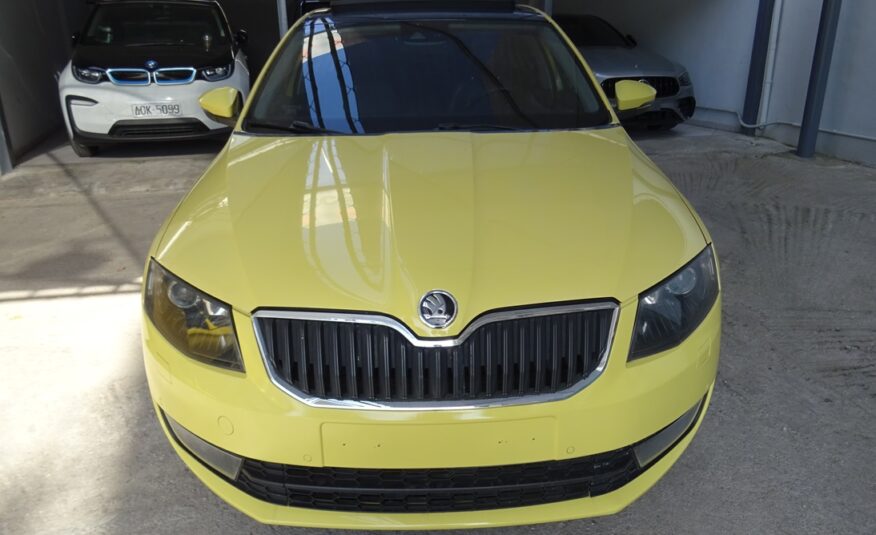 Skoda Octavia ’15 style πανοραμα