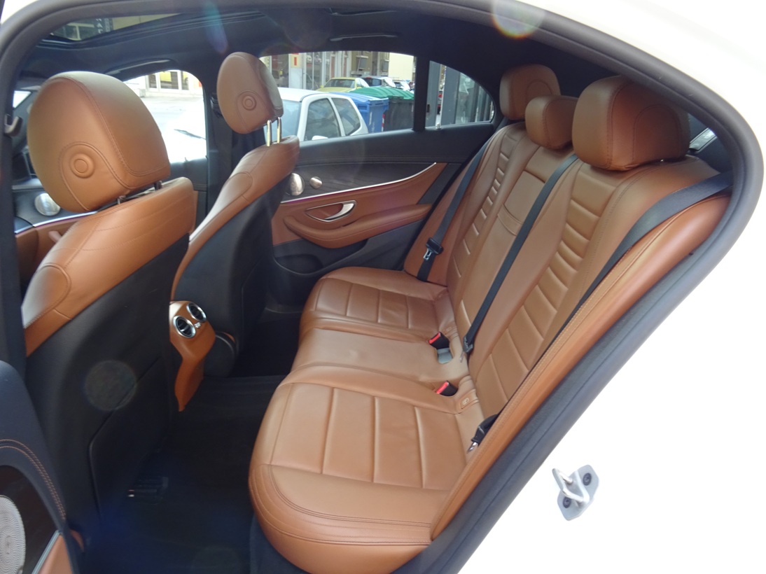 Mercedes-Benz E 220 ’21 amg full extra (133)