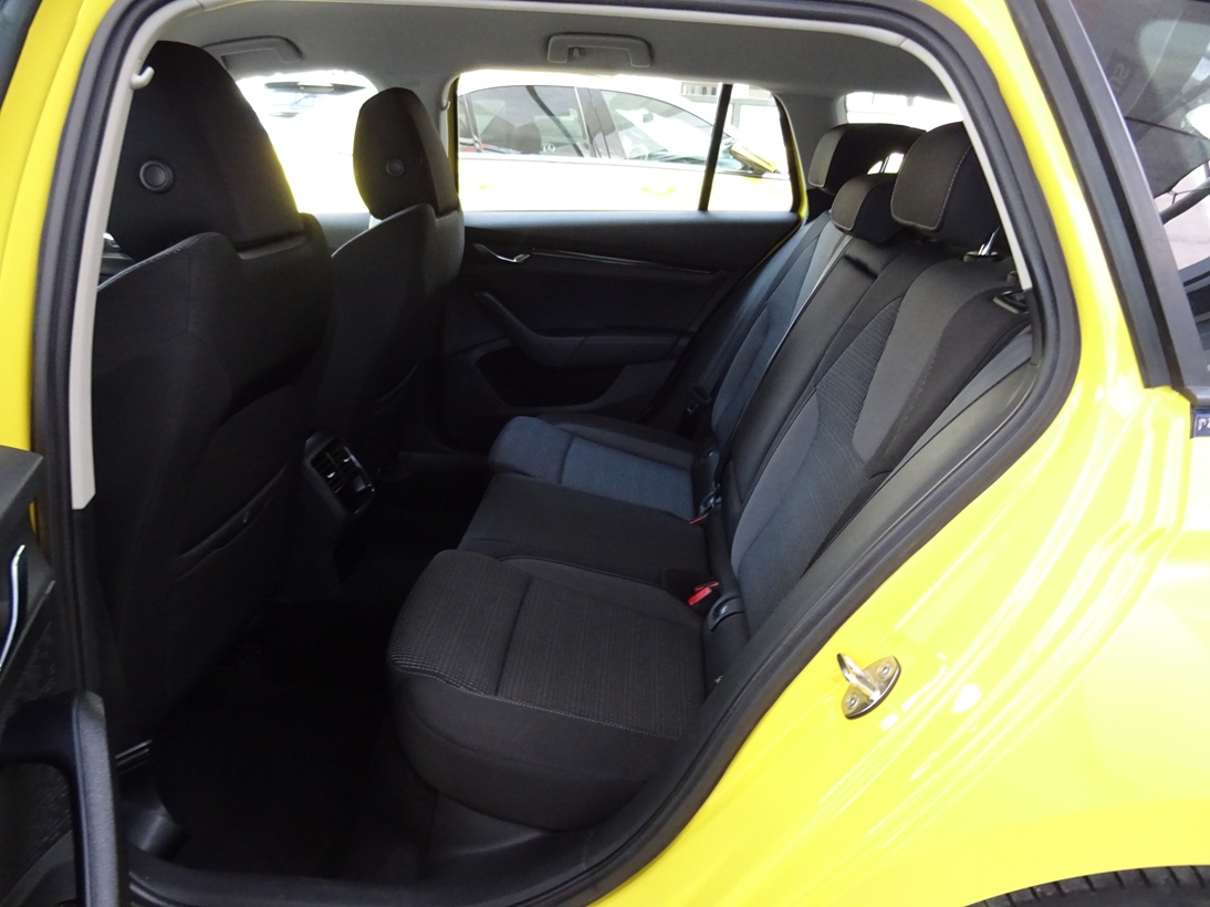 Skoda Octavia 2021 ambition cng (175)
