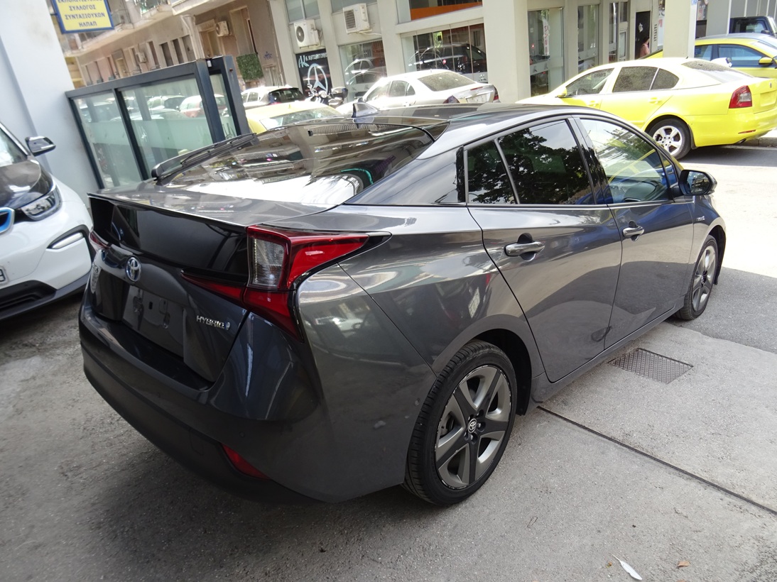 Toyota Prius 2020 lounge (1366)