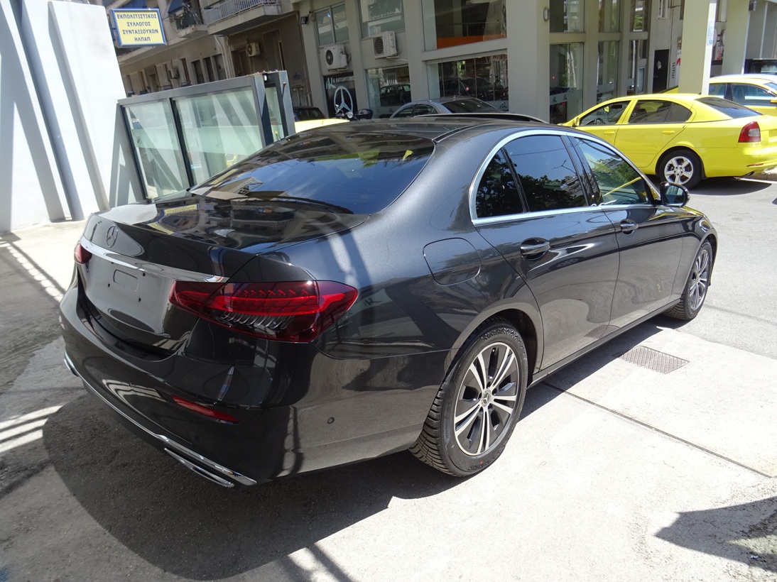 Mercedes-Benz E 220 2021 avantgarde (1368)