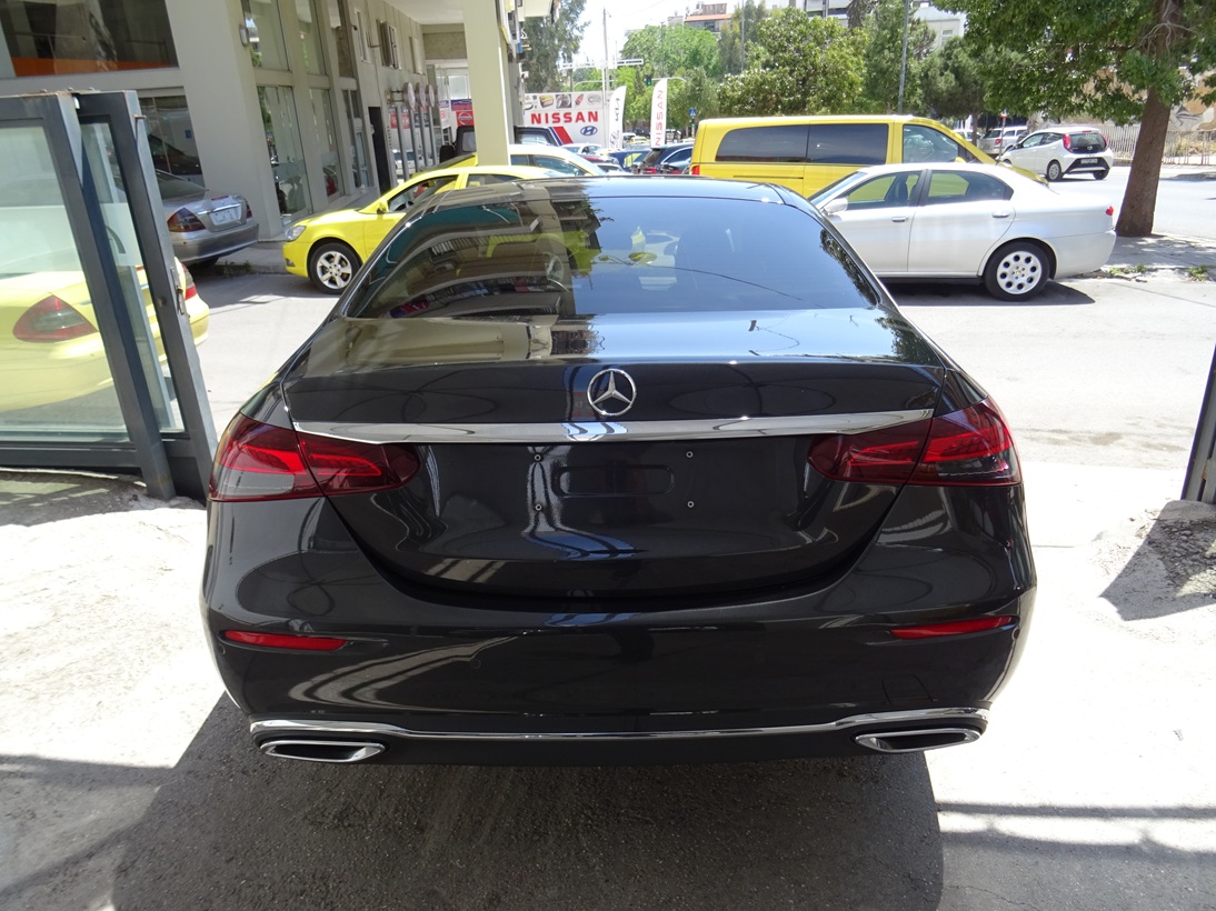 Mercedes-Benz E 220 2021 avantgarde (1368)