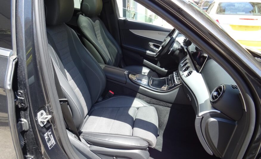Mercedes-Benz E 220 2021 avantgarde (1368)