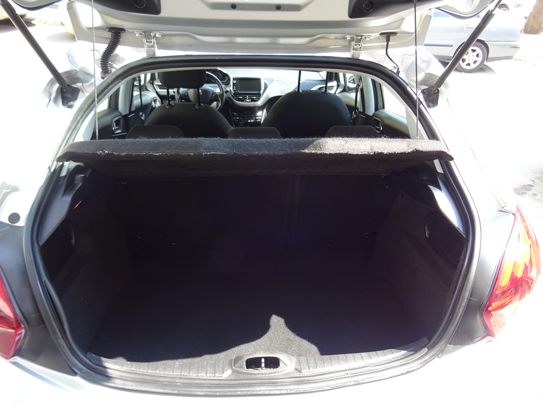 Peugeot 208 2017 ALLURE
