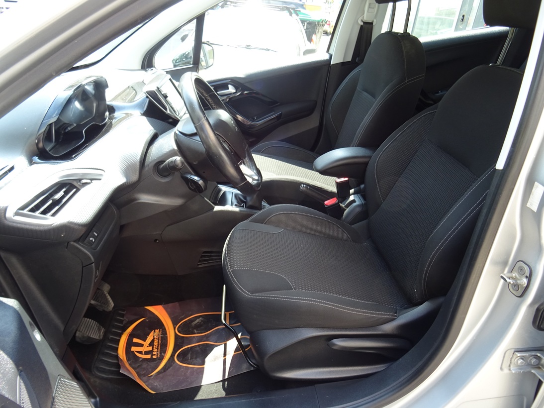 Peugeot 208 2017 ALLURE
