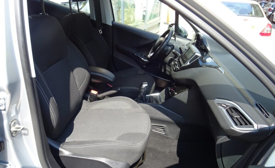 Peugeot 208 2017 ALLURE