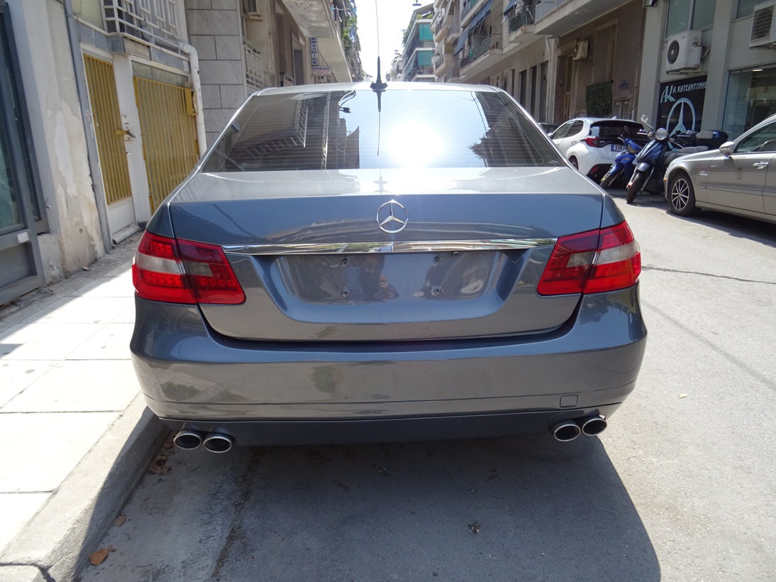 Mercedes-Benz E 200 2011