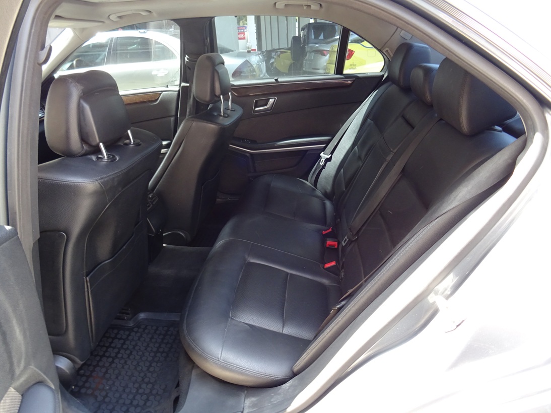 Mercedes-Benz E 200 2011
