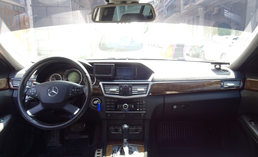 Mercedes-Benz E 200 2011