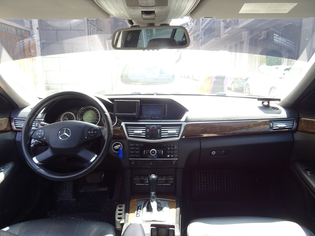 Mercedes-Benz E 200 2011