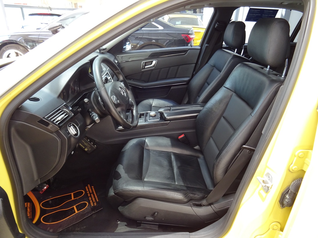 Mercedes-Benz E 220 2012 look amg