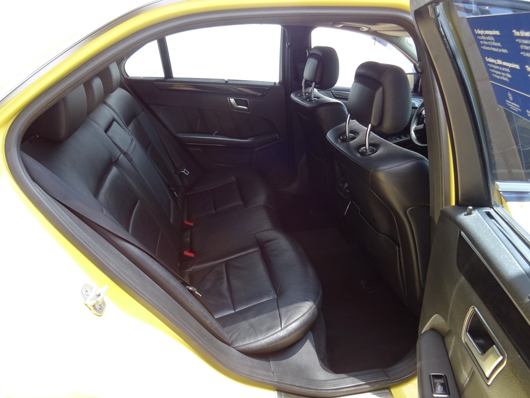 Mercedes-Benz E 220 2012 look amg