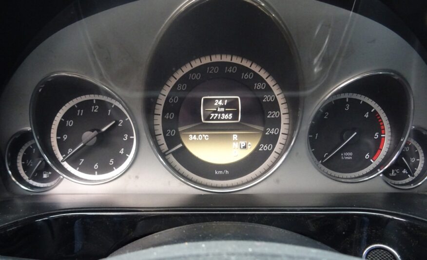 Mercedes-Benz E 220 2012 look amg