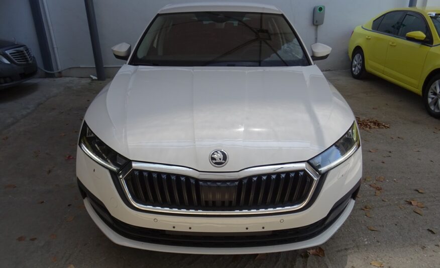 Skoda Octavia 2021 ambition (1376)