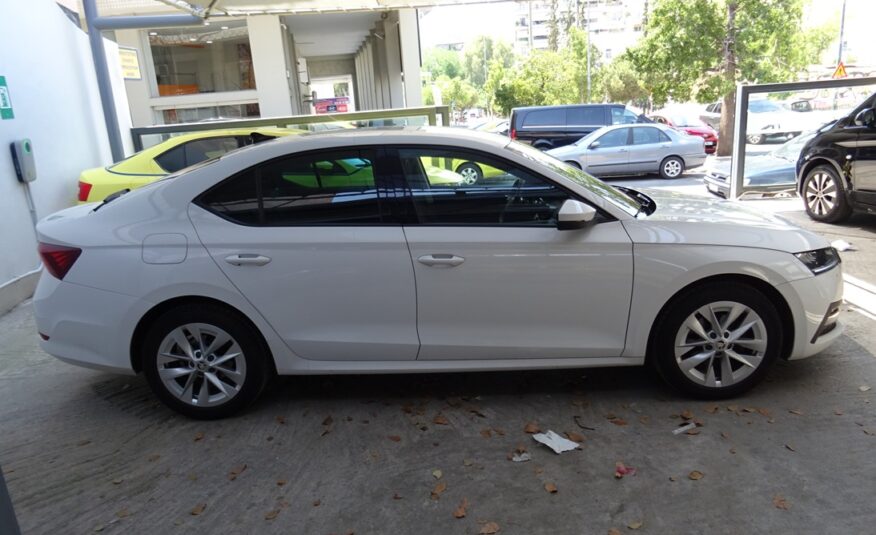 Skoda Octavia 2021 ambition (1376)
