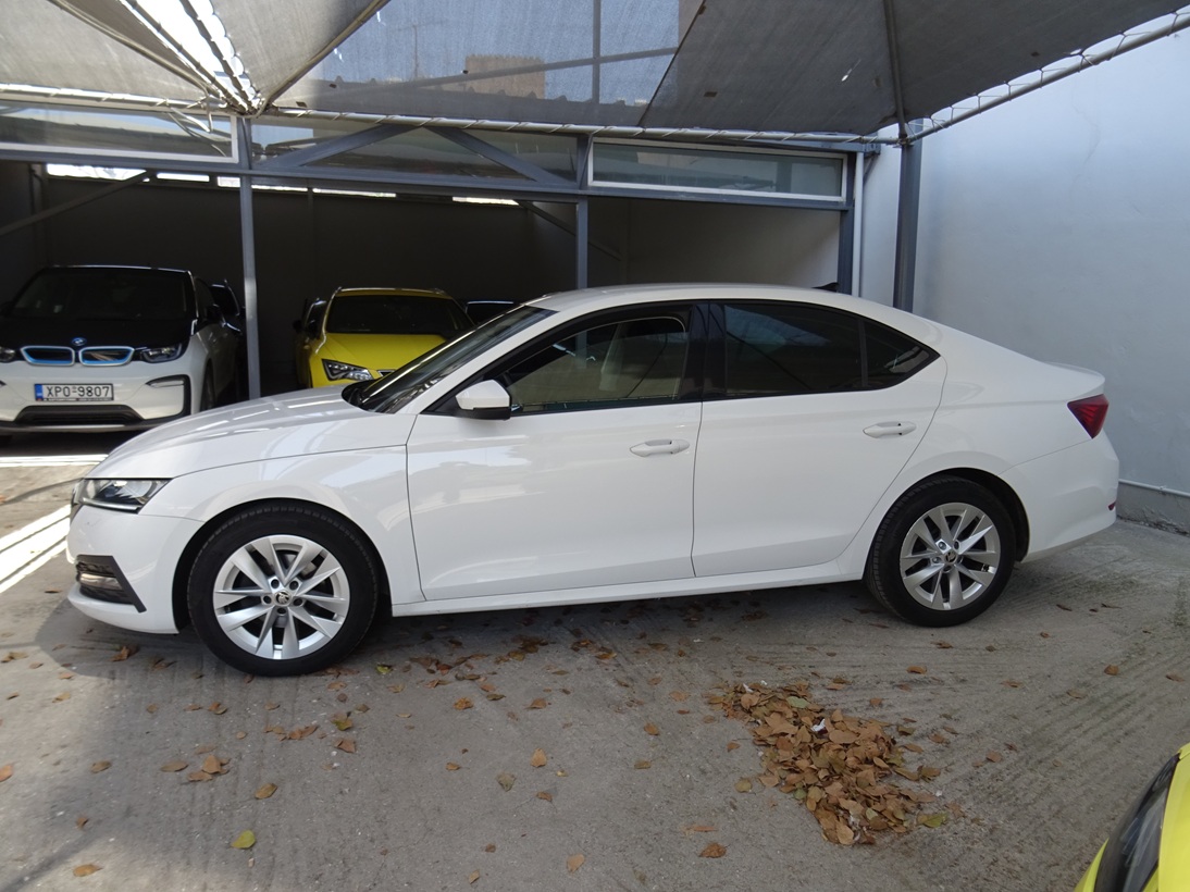 Skoda Octavia 2021 ambition (1376)