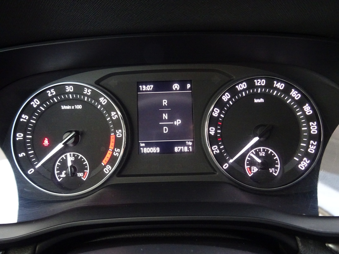 Skoda Octavia 2021 ambition (1376)
