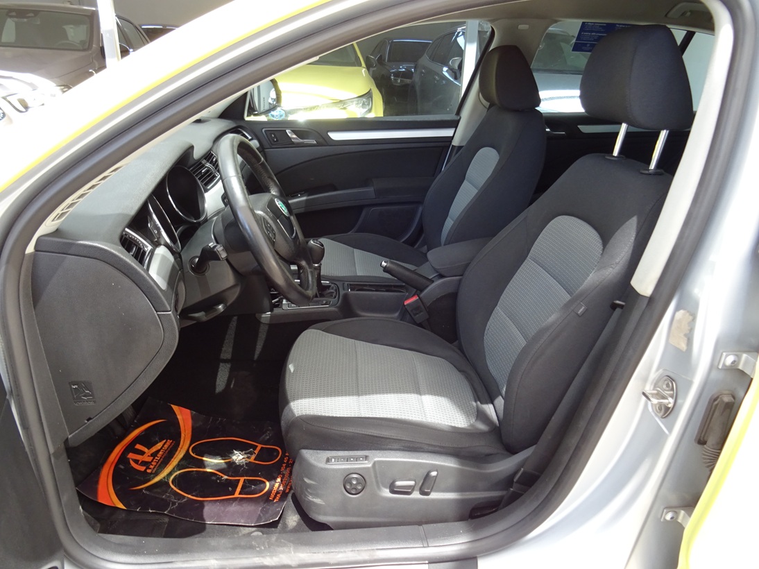 Skoda Superb 2013 1.6 tdi