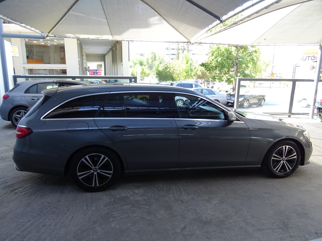 Mercedes-Benz E 220 2020 avantgarde (1378)