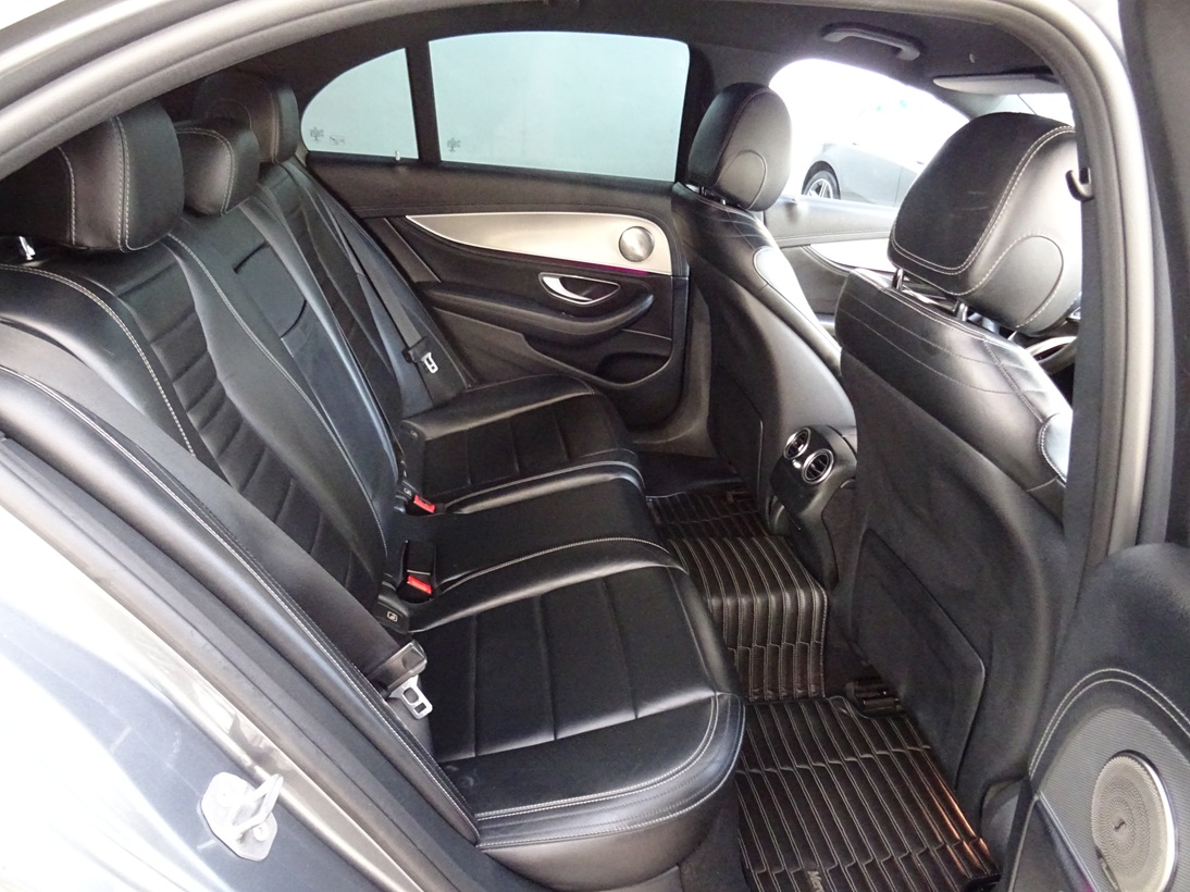 Mercedes-Benz E 220 2017 AMG
