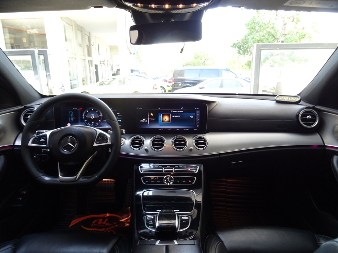 Mercedes-Benz E 220 2017 AMG
