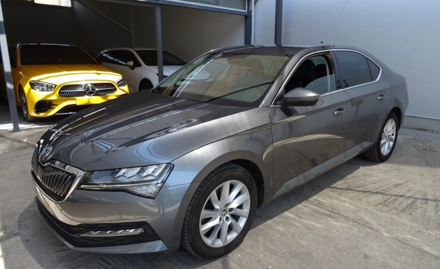 Skoda Superb 2023 (1380)