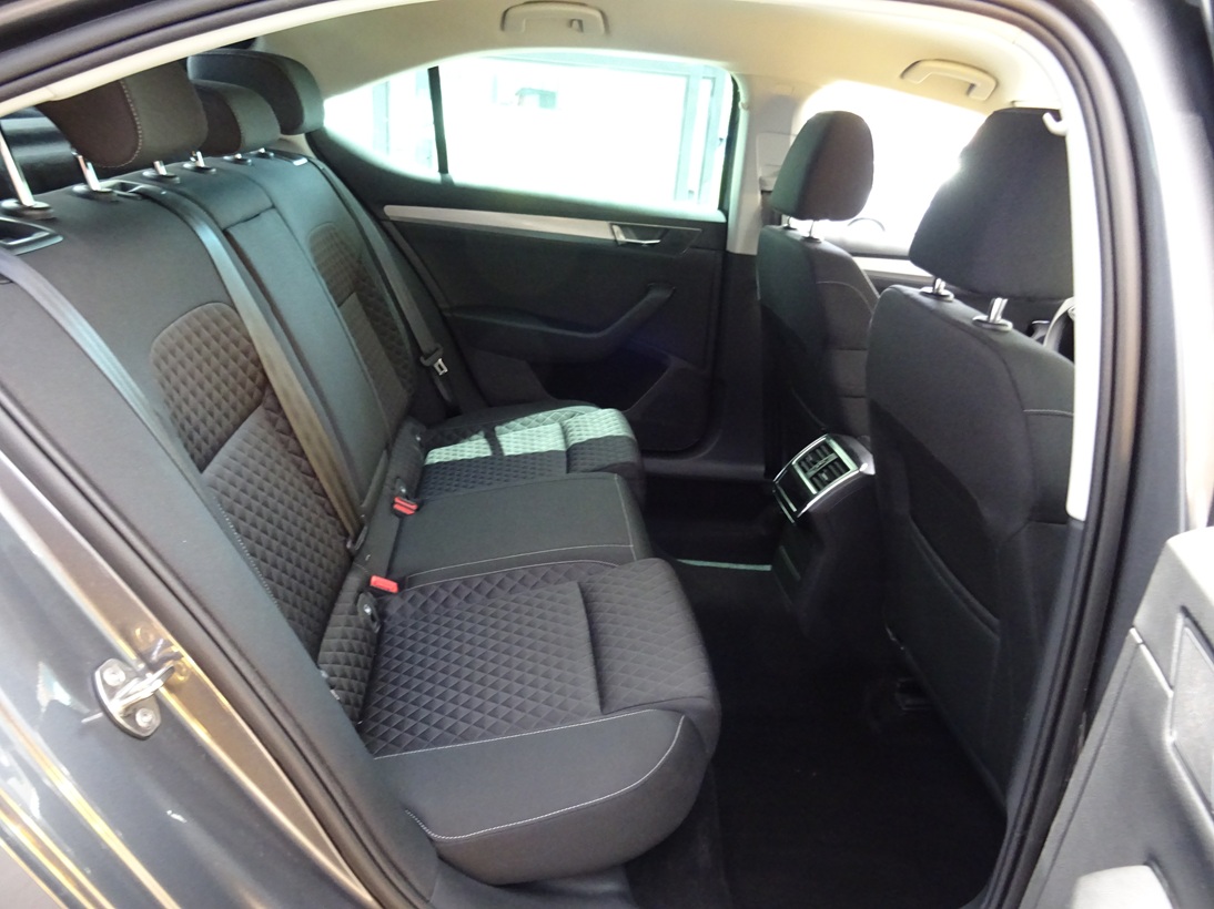 Skoda Superb 2023 (1380)
