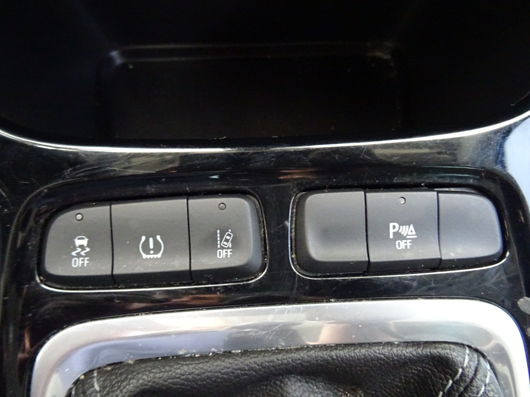 Opel Crossland X 2018