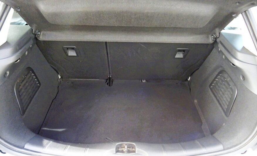 Citroen C3 2015 1.2 VTI CONFORT
