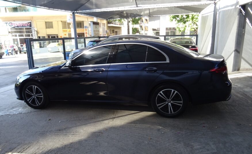 Mercedes-Benz E 220 2021 avantgarde