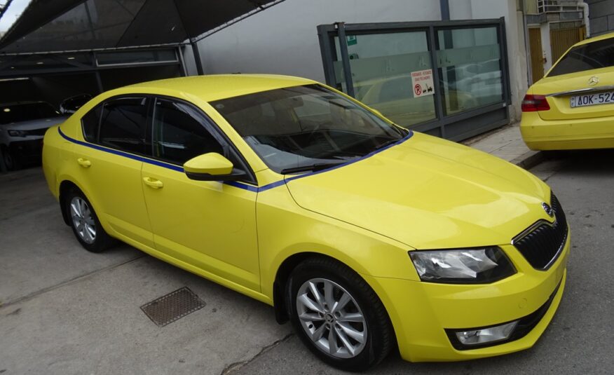 Skoda Octavia 2015 cng