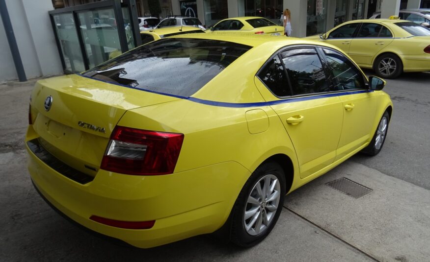 Skoda Octavia 2015 cng