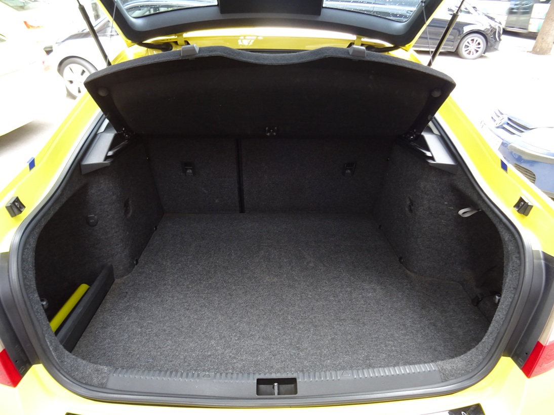 Skoda Octavia 2015 cng
