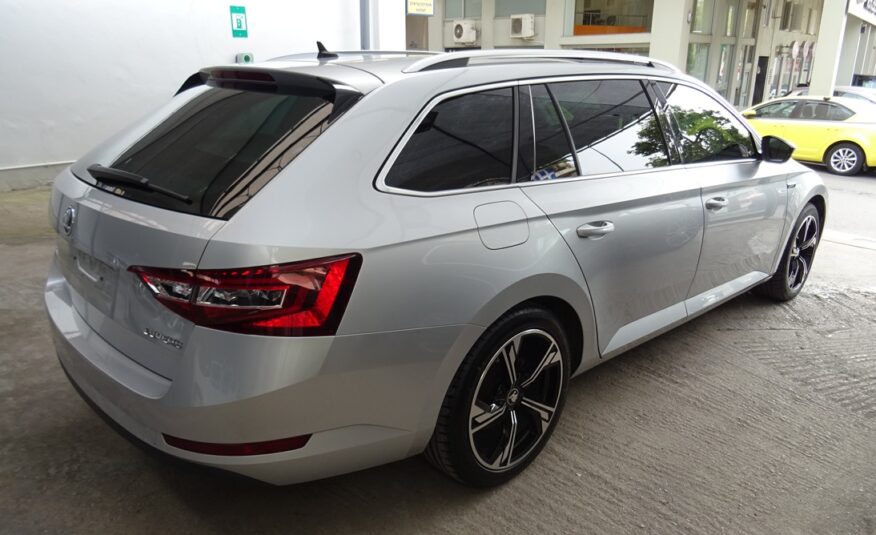 Skoda Superb 2019 πανοραμα