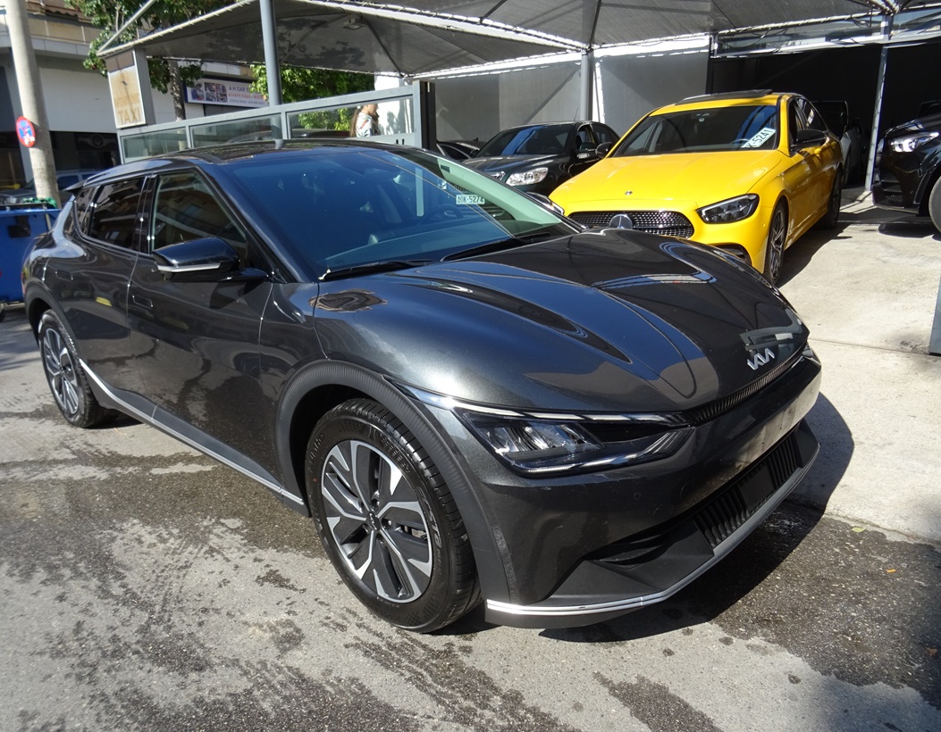 Kia EV6 2023 titanium (1396)