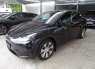 Tesla Model Y 2023 long range