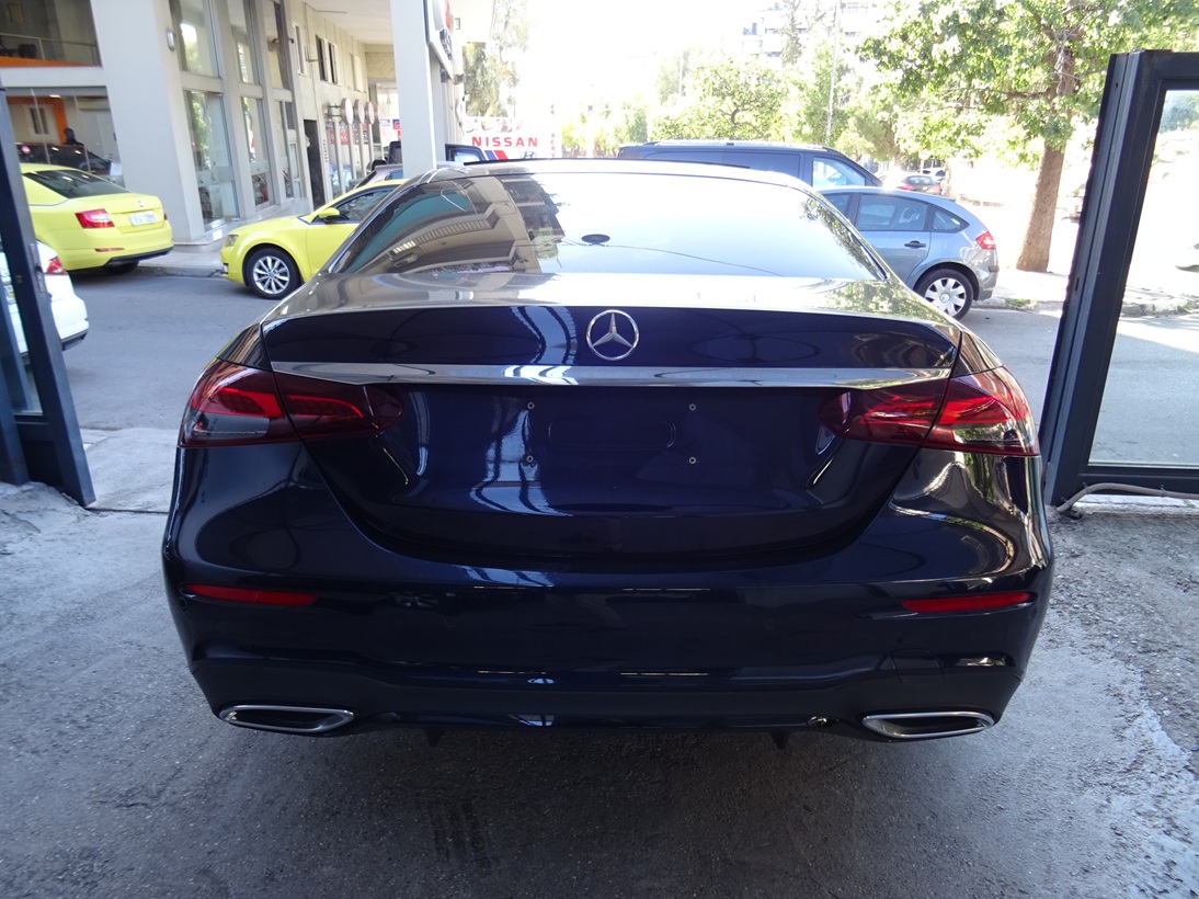 Mercedes-Benz E 220 2022 AMG (1399)