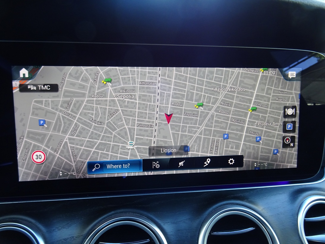 Mercedes-Benz E 220 2022 AMG (1399)