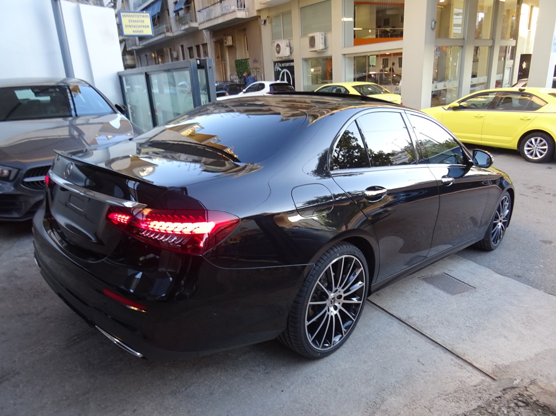Mercedes-Benz E 220 2021 AMG (145)