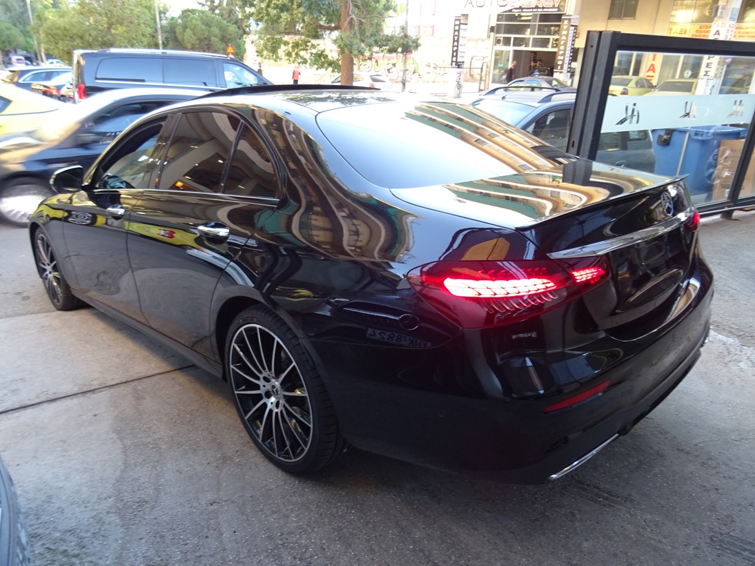 Mercedes-Benz E 220 2021 AMG (145)