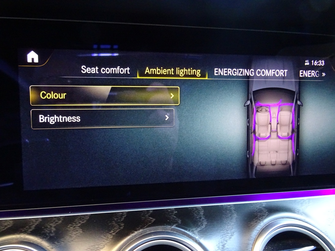 Mercedes-Benz E 220 2021 AMG (145)