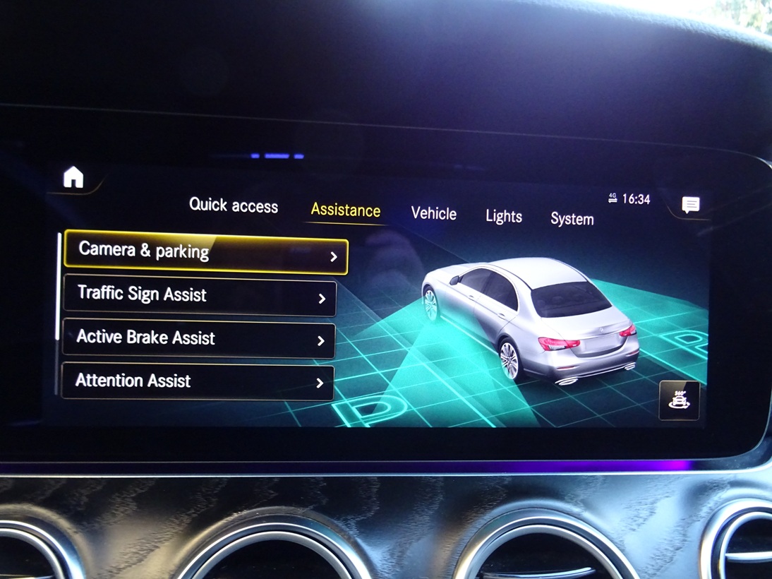 Mercedes-Benz E 220 2021 AMG (145)