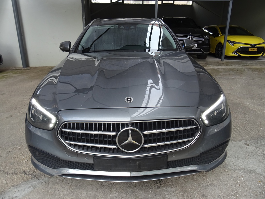 Mercedes-Benz E 220 2022 avantgarde (1403)