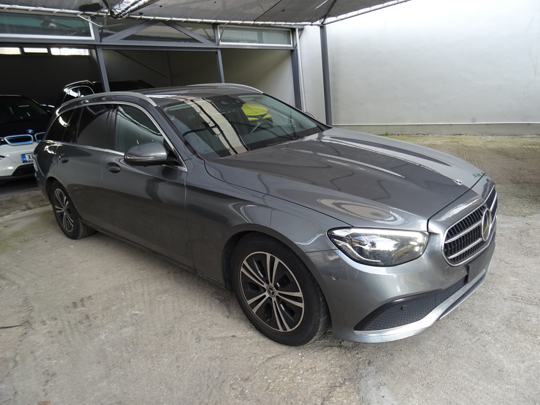 Mercedes-Benz E 220 2022 avantgarde (1403)
