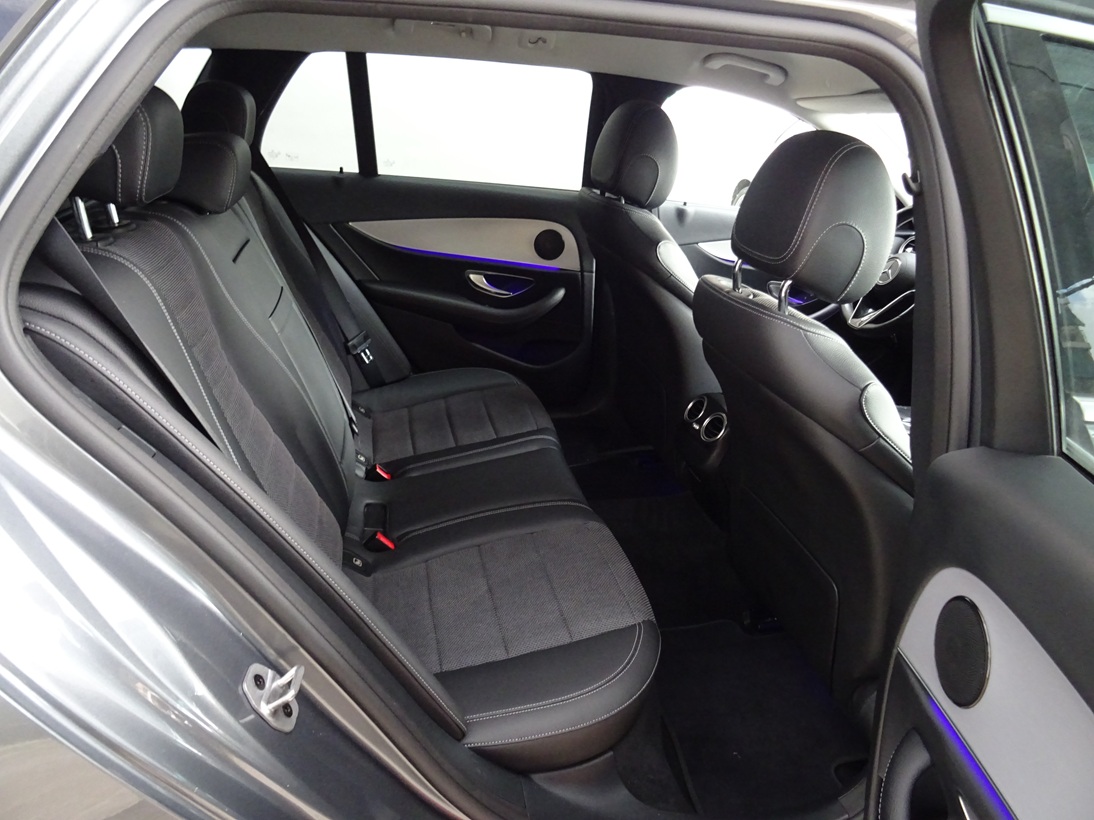 Mercedes-Benz E 220 2022 avantgarde (1403)