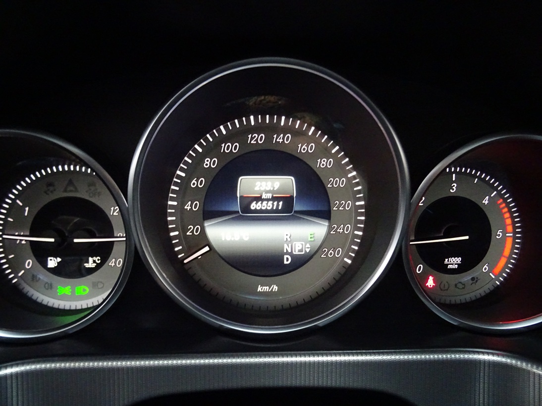 Mercedes-Benz E 220 2013 avantgarde