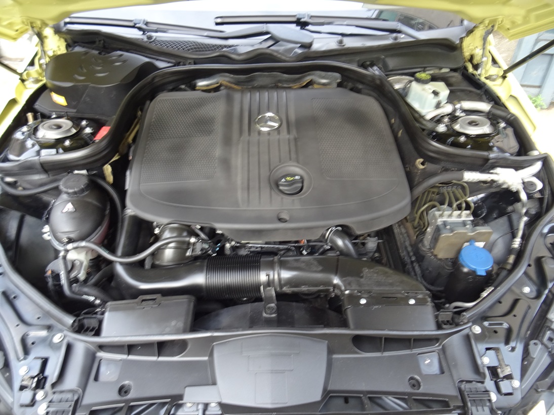 Mercedes-Benz E 220 2014 AMG